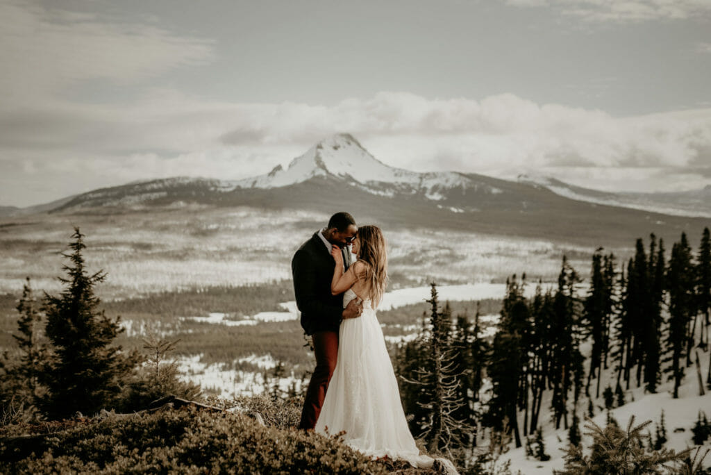 Oregon Elopement at Suttle Lake