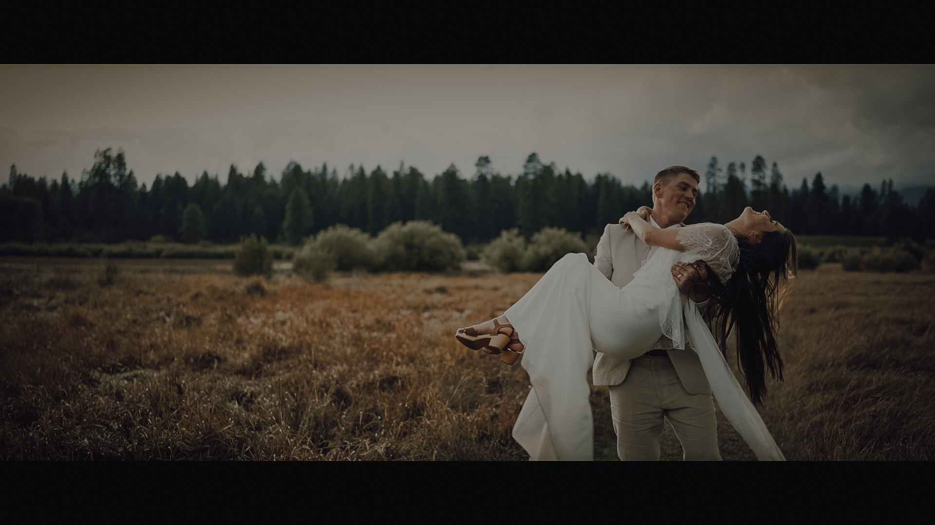 A Bend Wedding Film