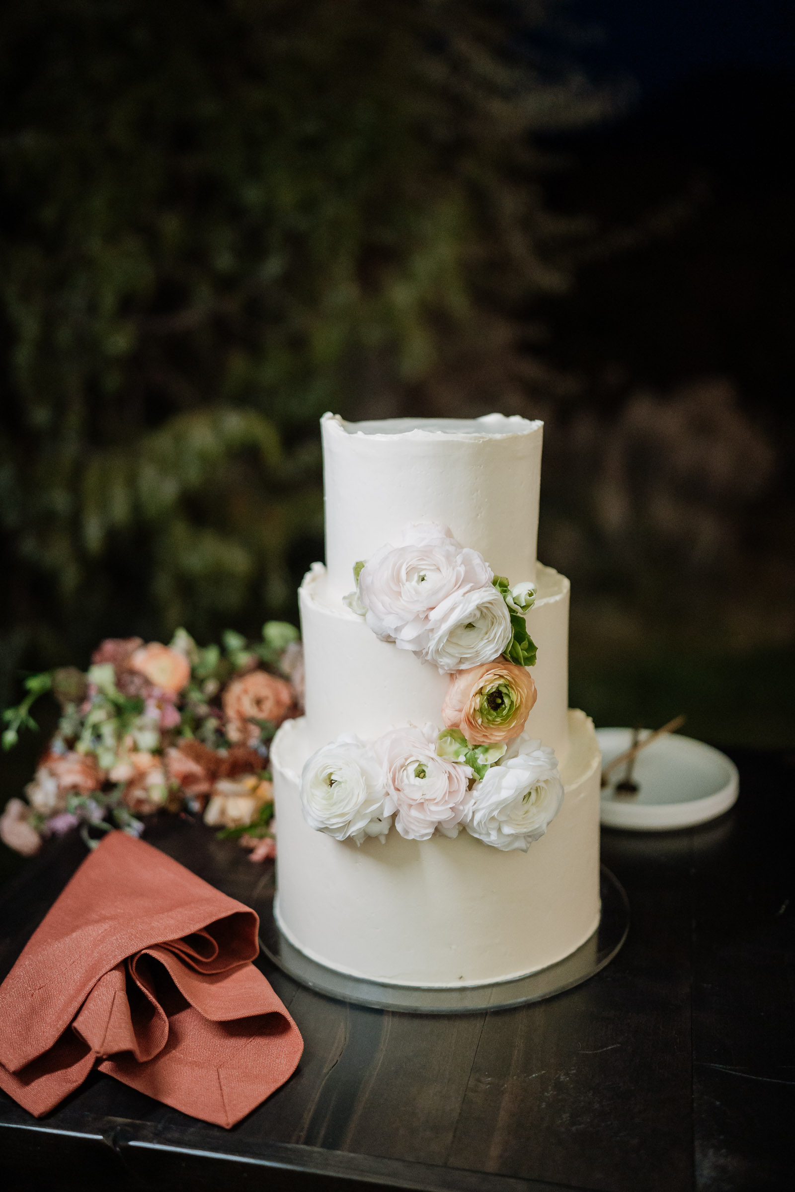 A bend oregon event cake baker 